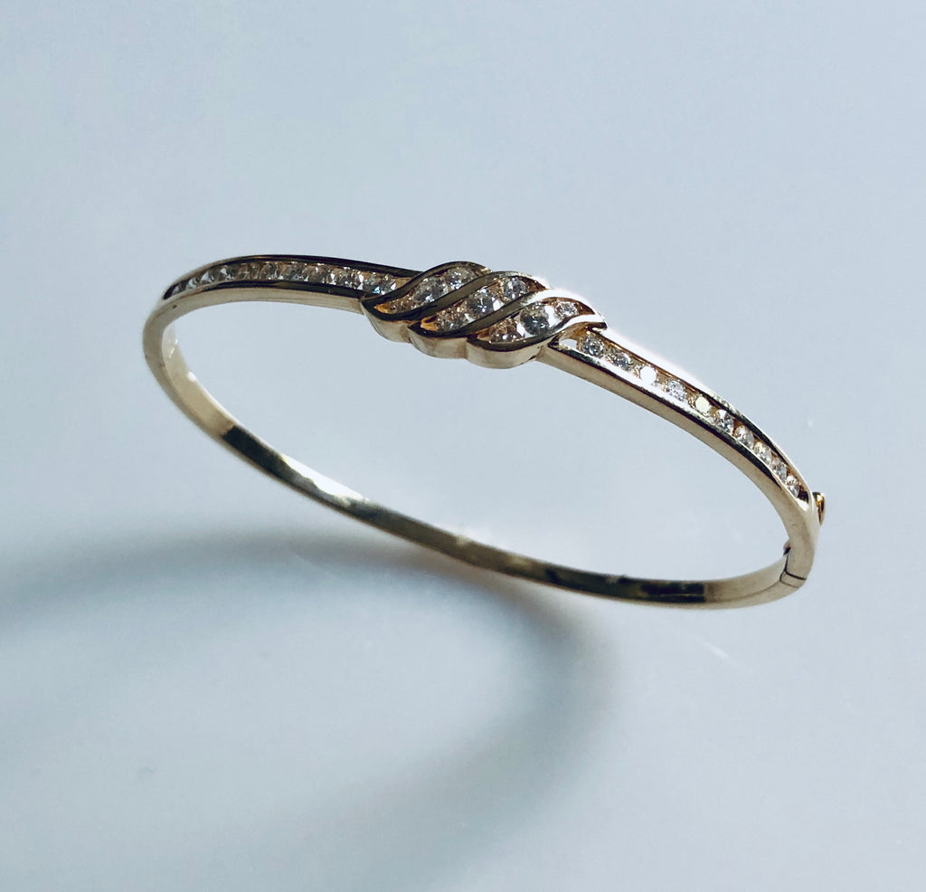 Buckle Ring with Pave Diamonds –
