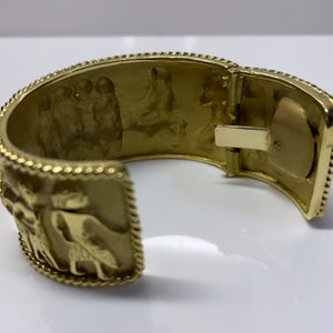 
                
                    Load image into Gallery viewer, 18 karat Egyptian Cuff
                
            