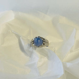 
                
                    Load image into Gallery viewer, Star Sapphire Ring
                
            